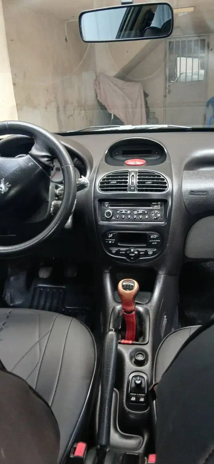 پژو۲۰۶ اس دی صندوق دار|خودرو سواری و وانت|رشت, حافظ آباد|دیوار