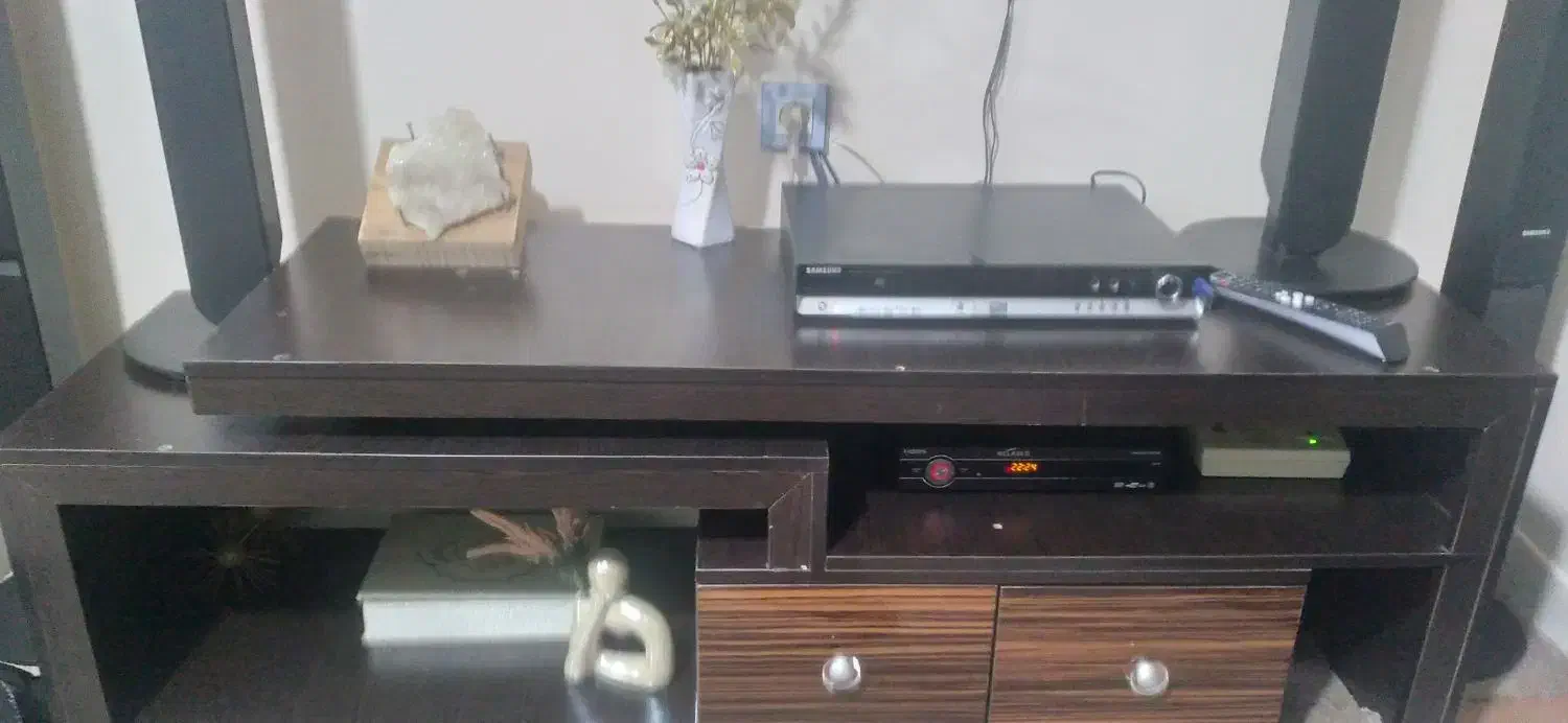 به دلیل نداشتن فضا|میز تلویزیون|بندر گز, |دیوار