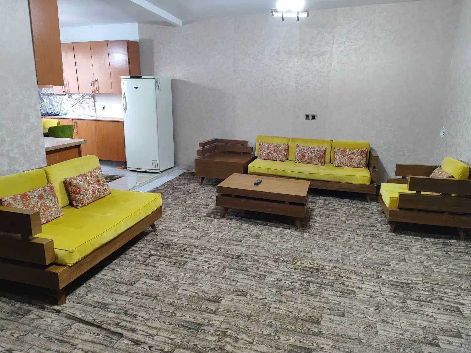 خانه دوخوابه روزانه|اجارهٔ کوتاهمدت آپارتمان و سوئیت|رشت, حومه رشت|دیوار