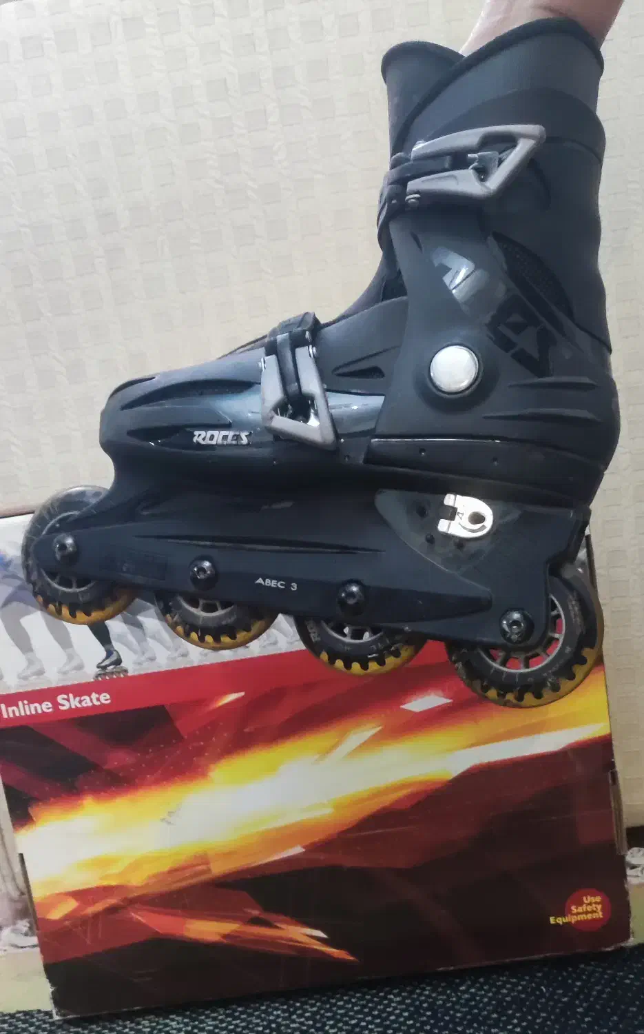 اسکیت roces به همراه کیف و مچ بند|دوچرخه، اسکیت، اسکوتر|تهران, پرستار|دیوار