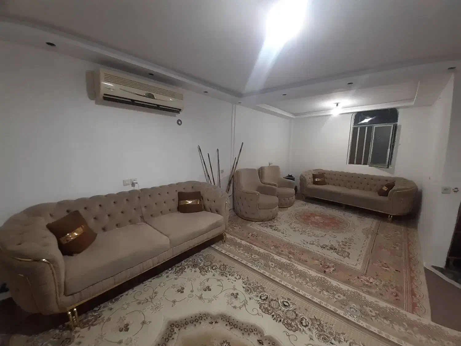 مبل چستر هشت نفره|مبلمان خانگی و میز عسلی|ورامین, ورامین|دیوار