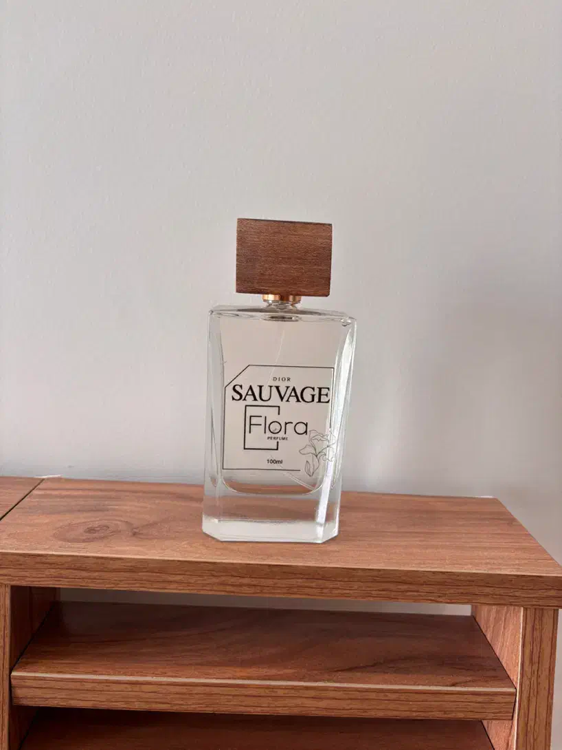 عطر/ادکلن ۱۰۰ میل دیور ساواج از برند فلوراپرفیوم|آرایشی، بهداشتی، درمانی|کرج, فاز ۳ گوهردشت|دیوار