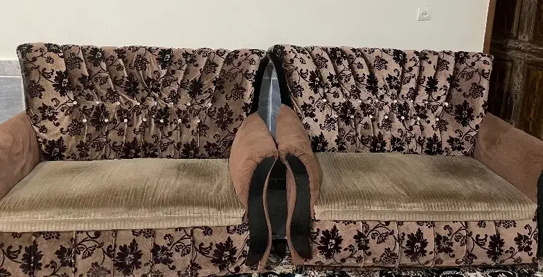 مبل ۹ نفره|مبلمان خانگی و میز عسلی|شیروان (خراسان), |دیوار