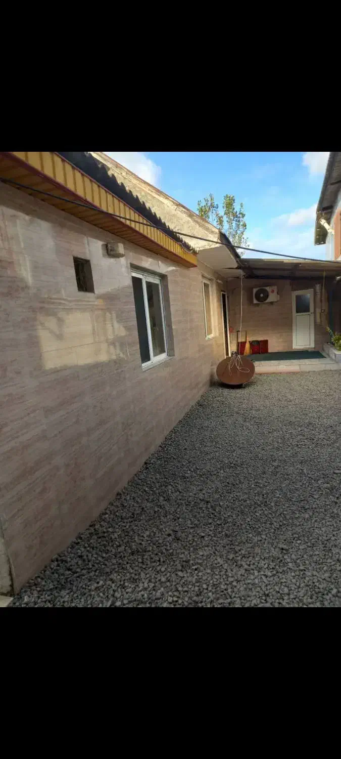 فروش ویلا قیمت یک میلیاردوچهارصد میلیون مشاور پاشا|فروش خانه و ویلا|آمل, |دیوار