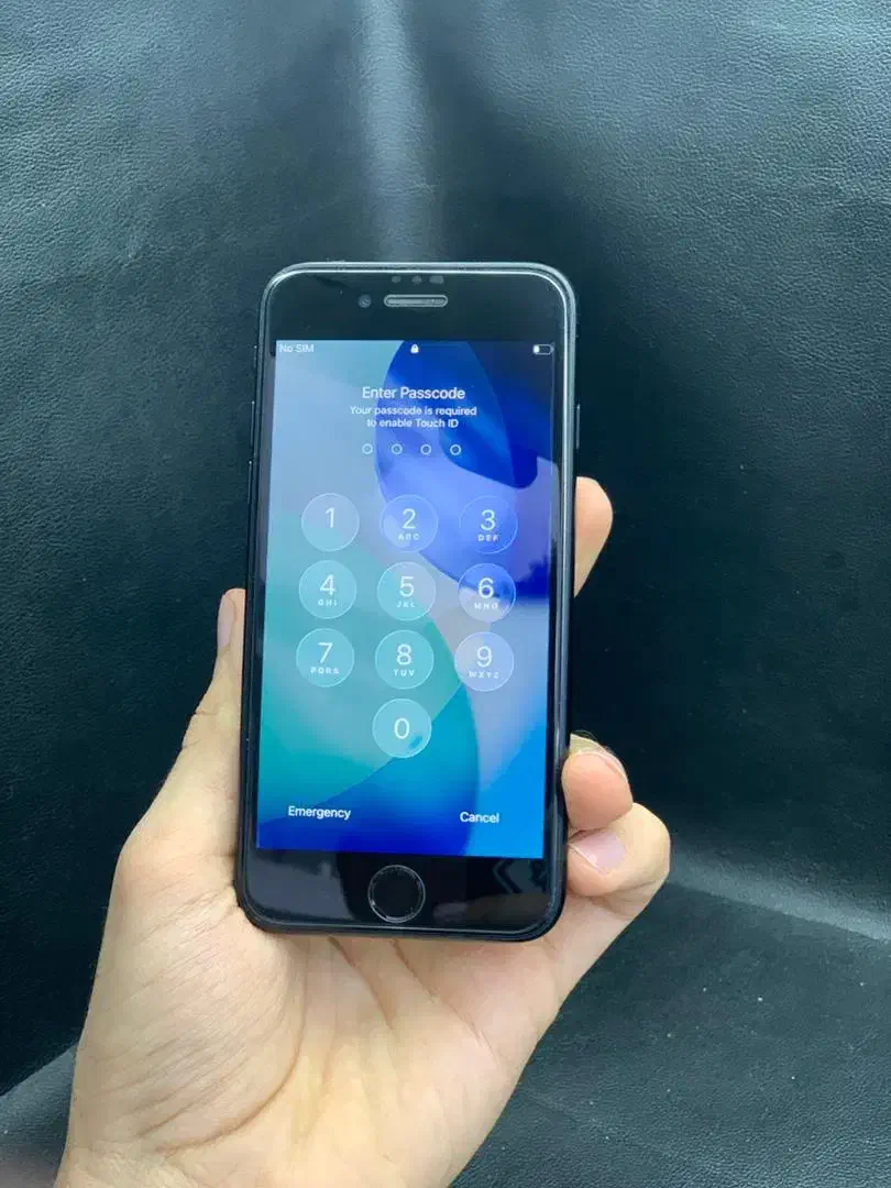 آیفون SE 2020|موبایل|تهران, میدان ولیعصر|دیوار