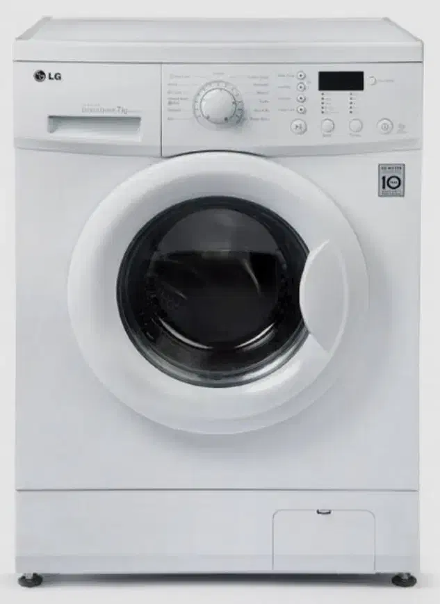 لباسشویی ال جی ۷کیلویی سفید|ماشین لباسشویی و خشک‌کن لباس|ساوه, |دیوار