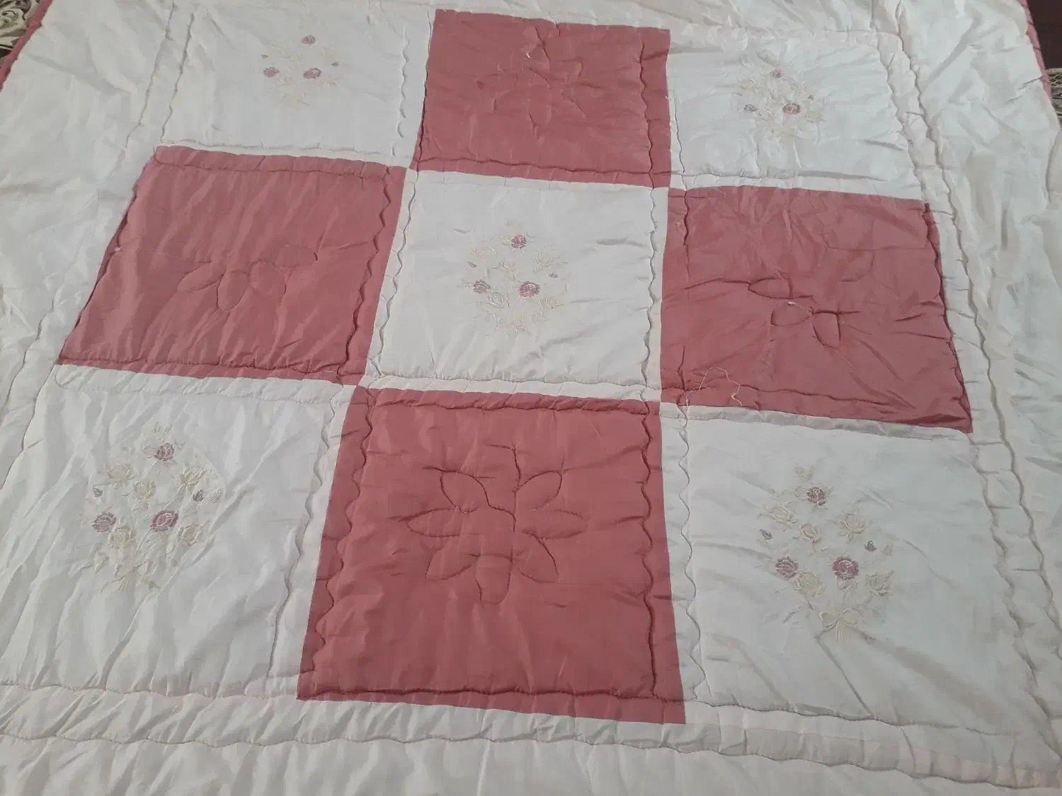 روتختی دونفره|سرویس روتختی|تربتحیدریه, تپه ننه حجی|دیوار