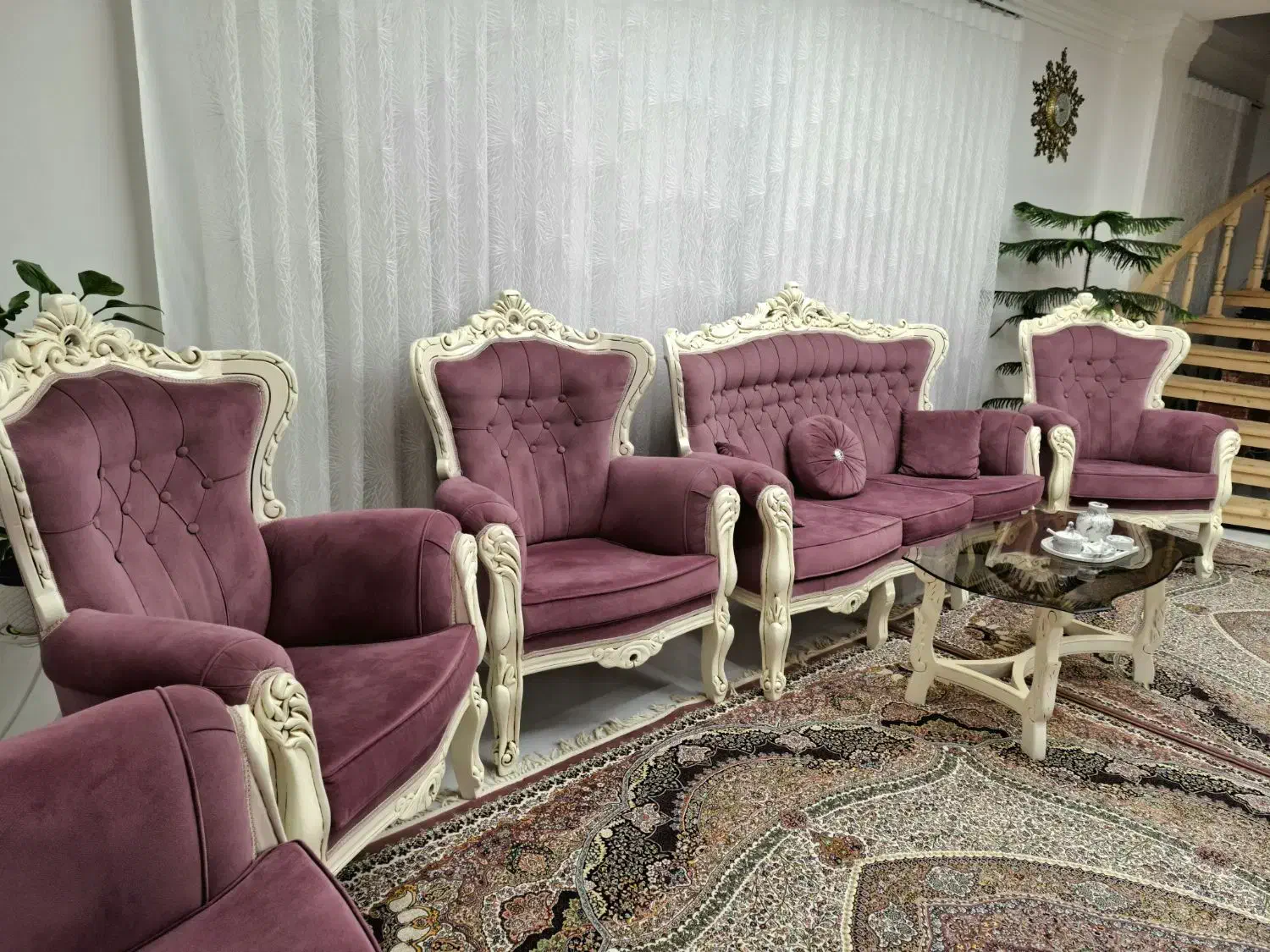 مبل سلطنتی|مبلمان خانگی و میز عسلی|لاهیجان, کوه بیجار|دیوار