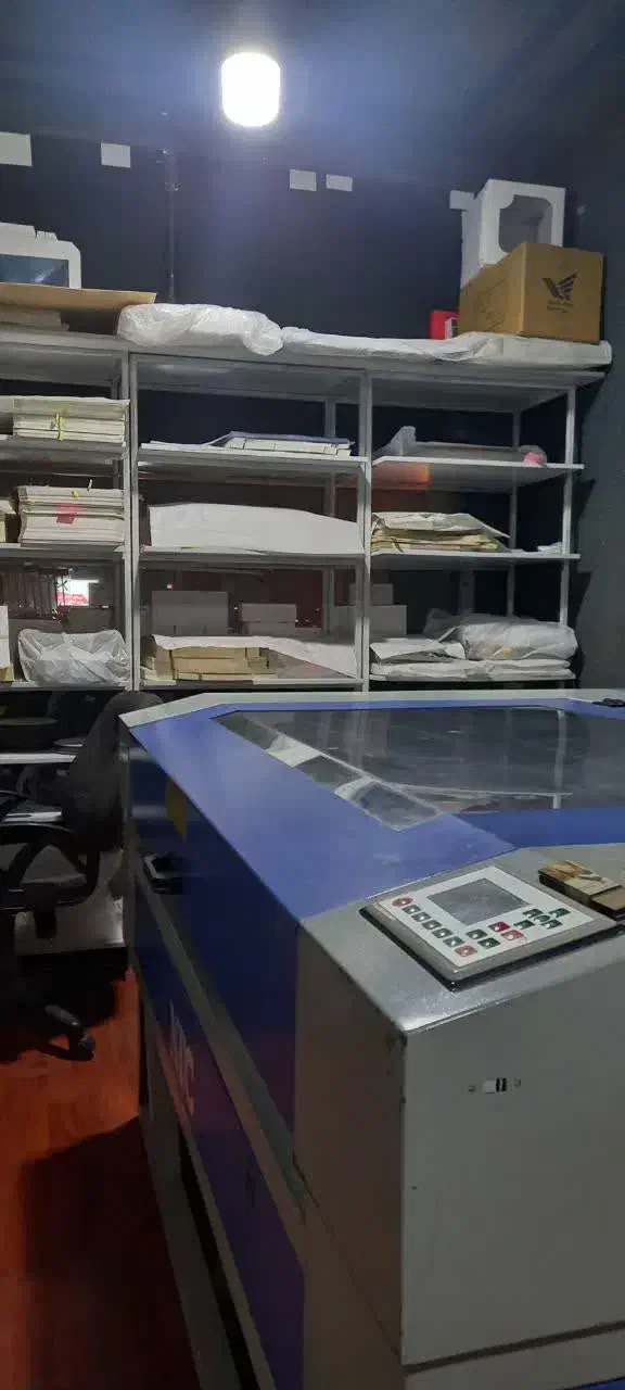 واگزاری خدمات لیزر و پکینگ|فروشگاه و مغازه|قم, صفائیه|دیوار