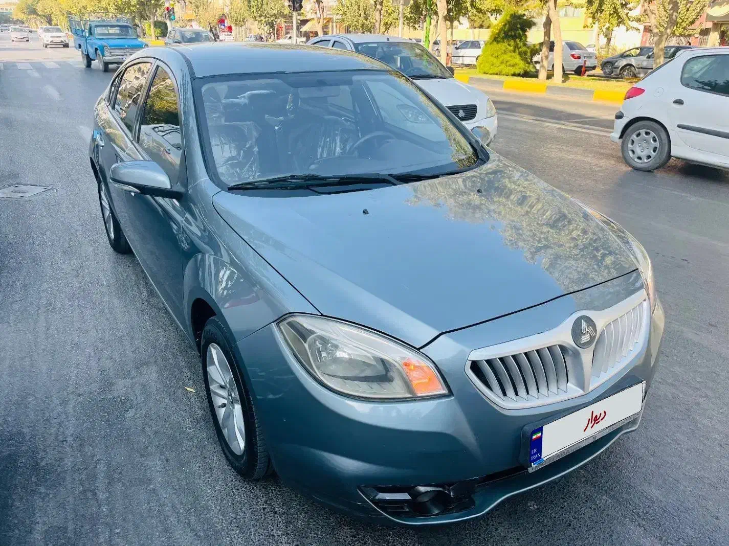 برلیانس ۳۳۰مدل۹۶|خودرو سواری و وانت|اصفهان, شهید رجایی|دیوار