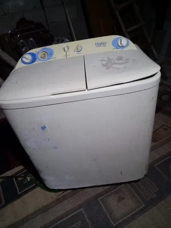 لباسشویی دوقولو هایر سالم وبدون پوسیدگی|ماشین لباسشویی و خشک‌کن لباس|فومن, |دیوار