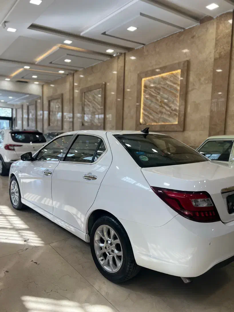 دنا پلاس اتومات مدل۱۴۰۰|خودرو سواری و وانت|اصفهان, ارداجی|دیوار