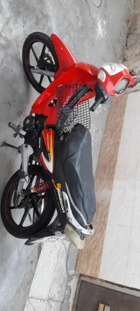 موتور لاکی ۱۲۵ پلاک ملی|موتورسیکلت|اهواز, کوی علوی|دیوار