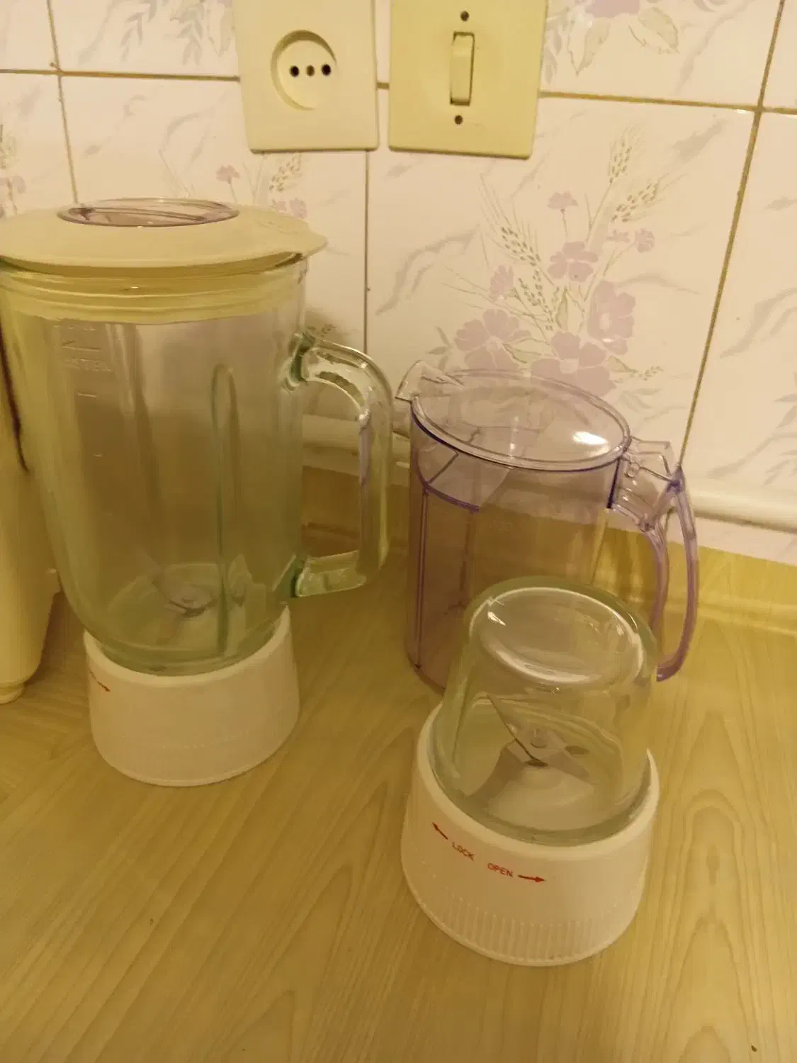 ابمیوه گیری|آبمیوه‌گیر و آب‌مرکبات‌گیر|بروجرد, |دیوار