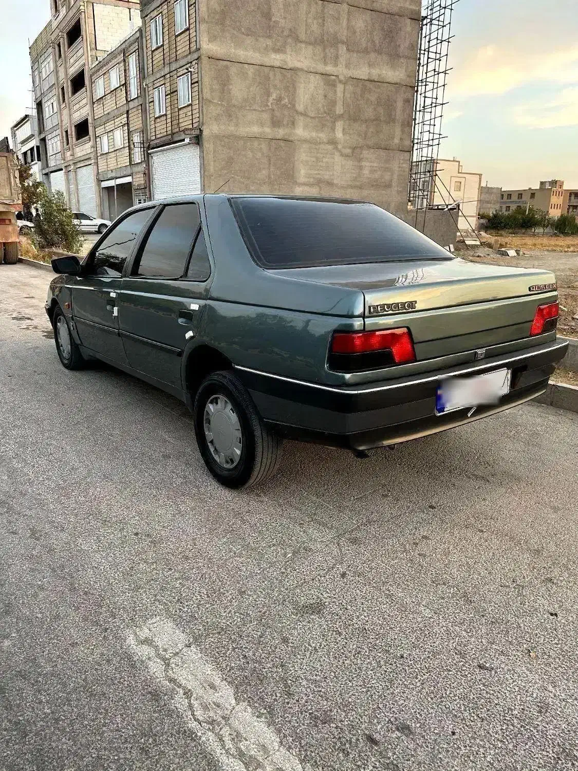 پژو ۴۰۵ ۲۰۰۰|خودرو سواری و وانت|درگزین, |دیوار