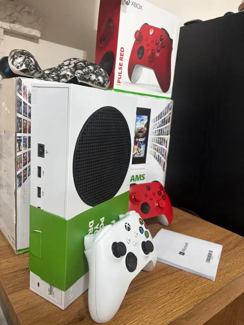 ایکس باکس سری اس دو دسته xbox series s کاملا مقطوع|کنسول، بازی ویدئویی و آنلاین|تهران, یافت آباد شمالی|دیوار