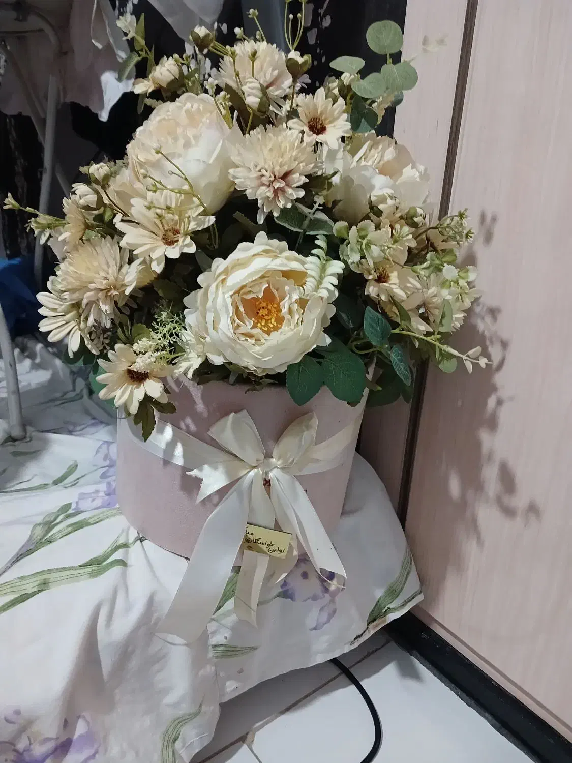 گلدون برای هر مناسبتی|گل مصنوعی|زاهدان, |دیوار