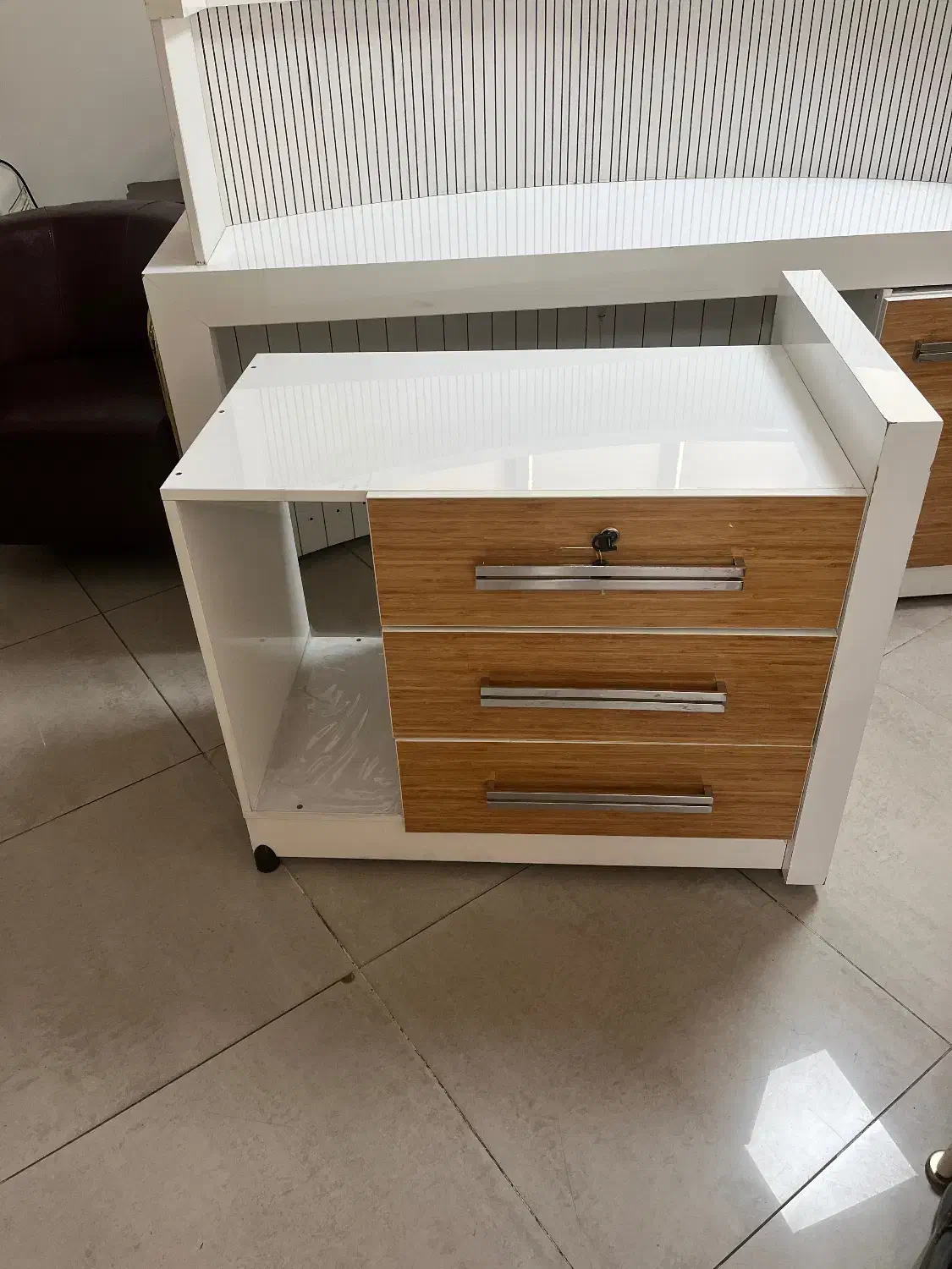 میز منشی|مبلمان اداری|تهران, فردوس|دیوار