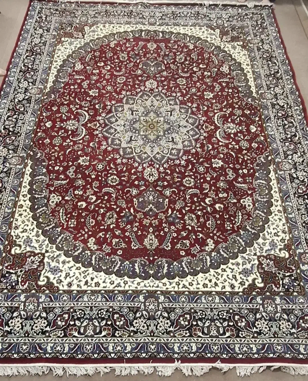 یه تخته فرش ۱۲ متری|فرش|قم, شاه سید علی|دیوار