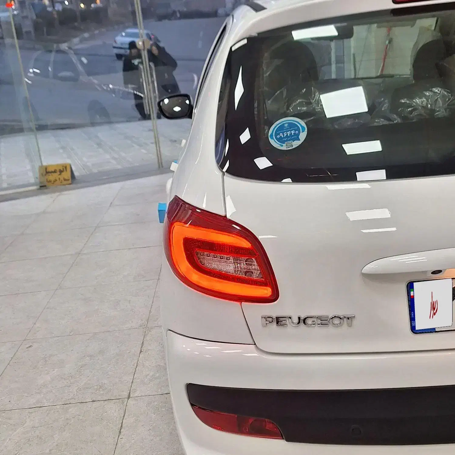 ۲۰۷مدل ۱۴۰۴سقف فلز|خودرو سواری و وانت|رودهن, |دیوار