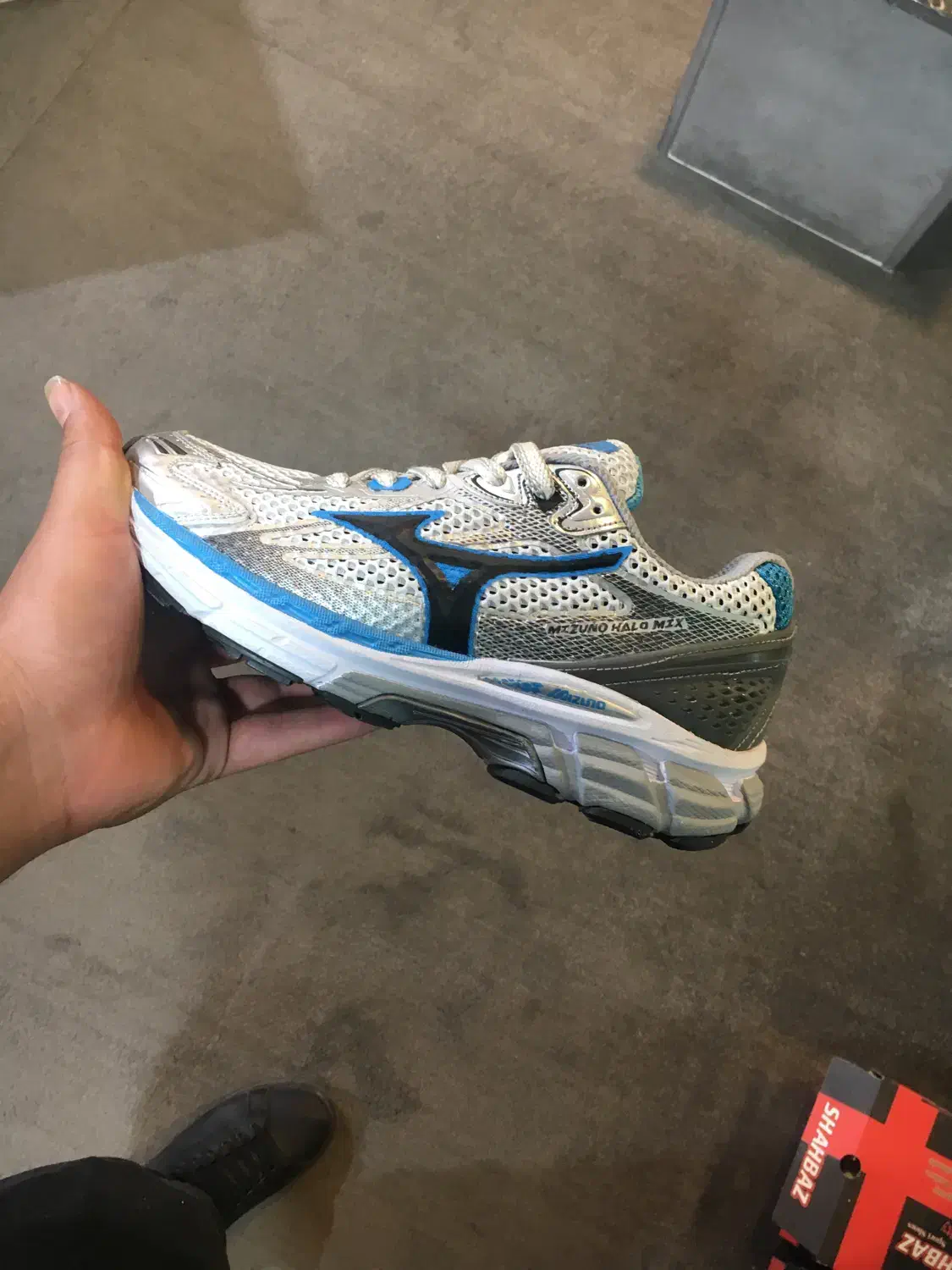 حدود۳۰۰جفت کتونی مرد و زن|کیف، کفش، کمربند|اراک, |دیوار