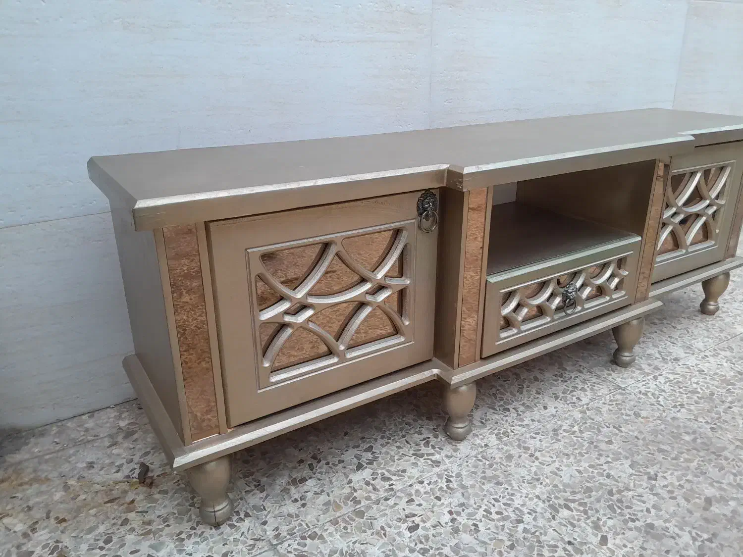 میز تی وی|میز تلویزیون|آستانه اشرفیه, |دیوار