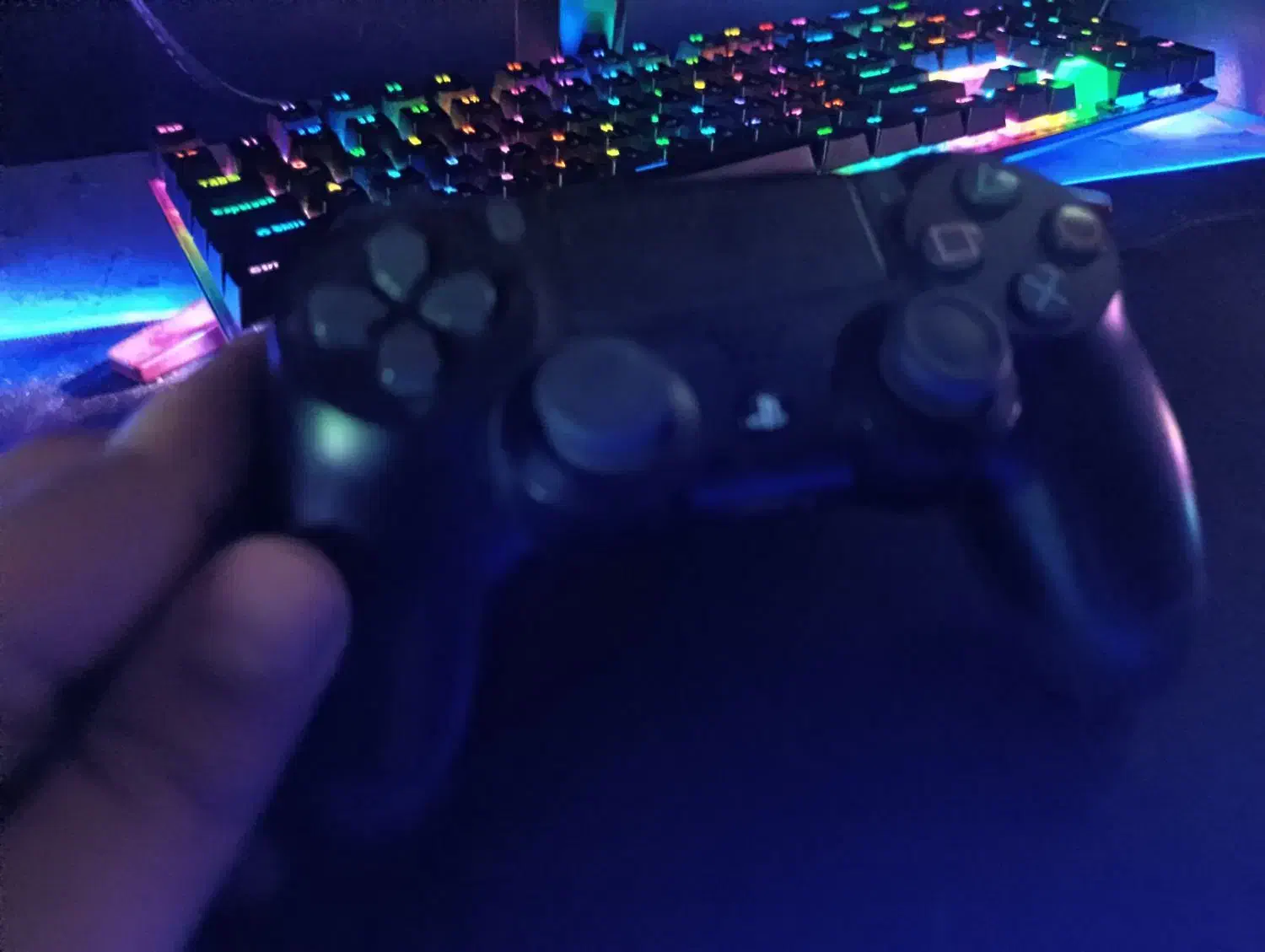 دسته پلی استیشن ۴ خراب|کنسول، بازی ویدئویی و آنلاین|شیراز, بریجستون|دیوار