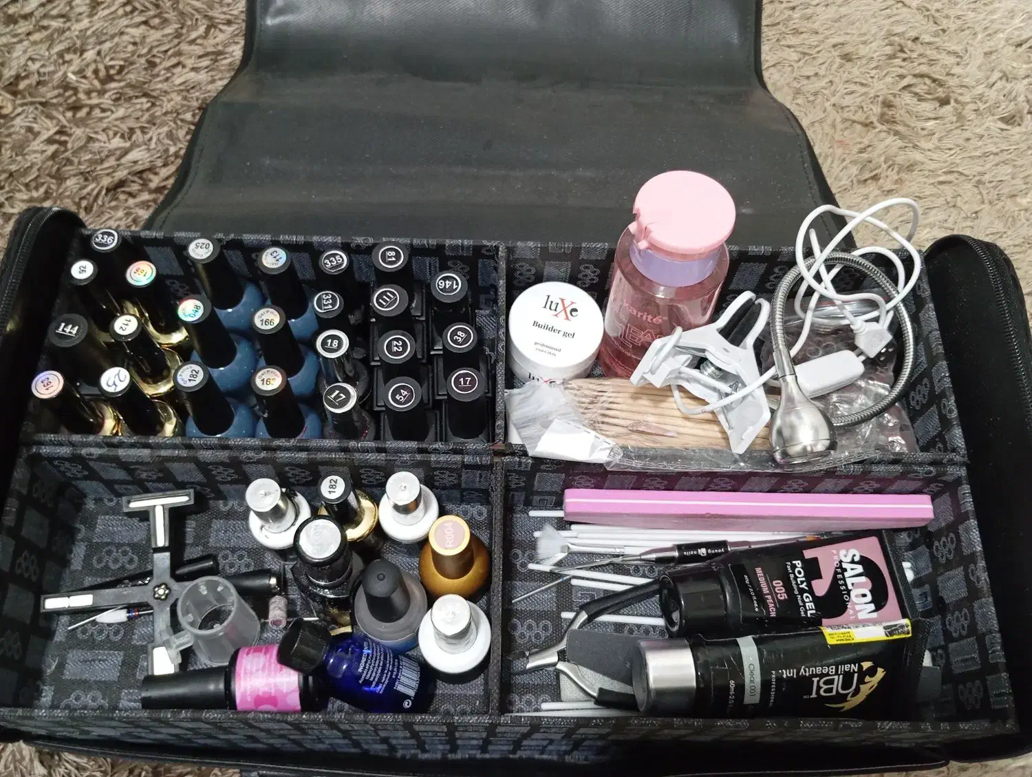 کلیه وسایل کاشت ناخن|آرایشی، بهداشتی، درمانی|کرمان, |دیوار