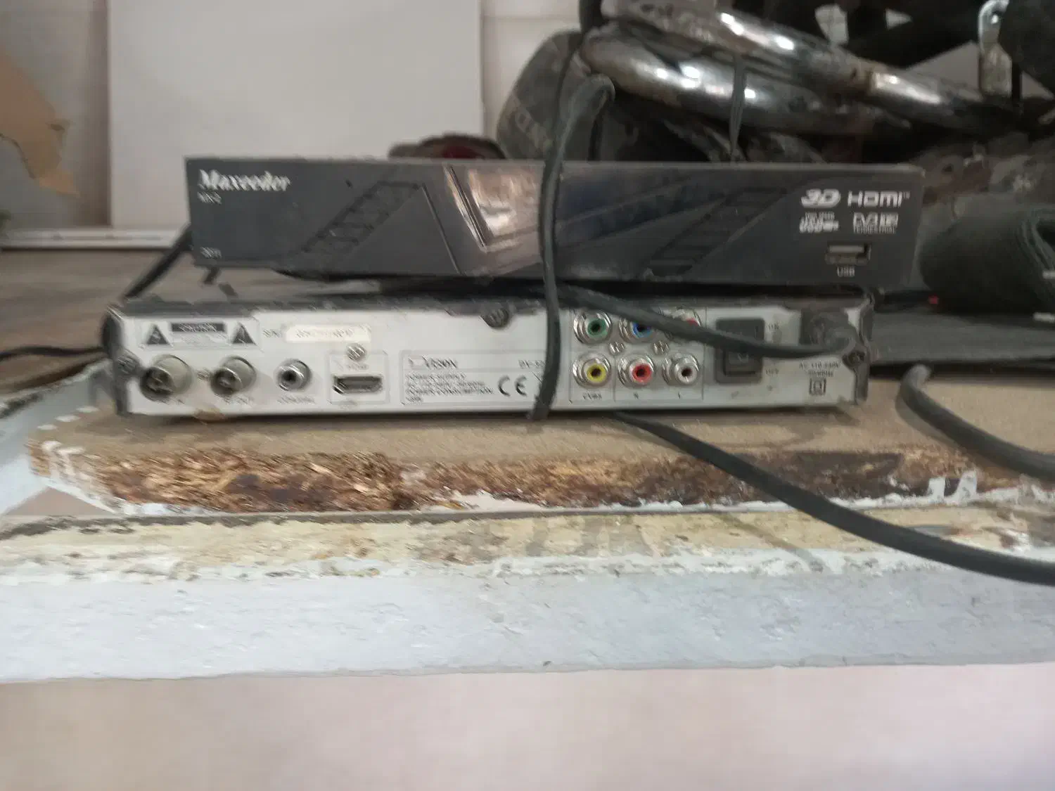 دیجیتال تلویزیون|صوتی و تصویری|قم, وادی السلام|دیوار