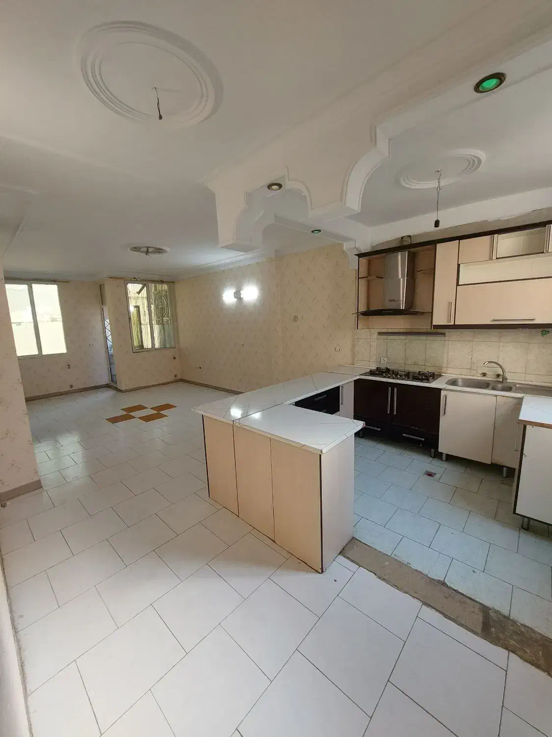 آپارتمان 60 متری شیک با بالکن/رهن کامل|اجارهٔ آپارتمان|تهران, هاشم‌آباد|دیوار