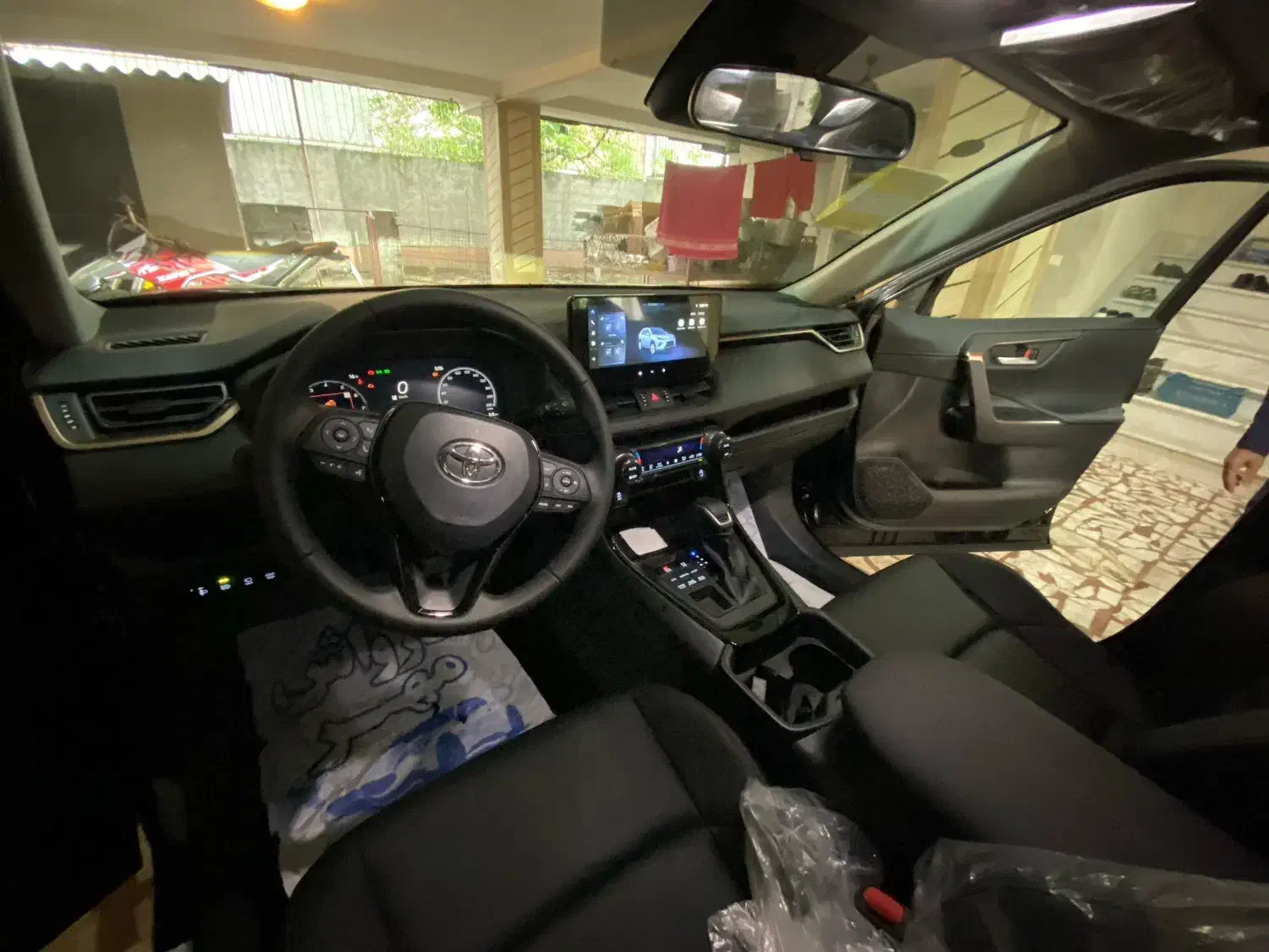 تویوتا وایدلندر ۲۰۲۴ خشک فول امکانات(پلاک ملی)|خودرو سواری و وانت|ساری, |دیوار