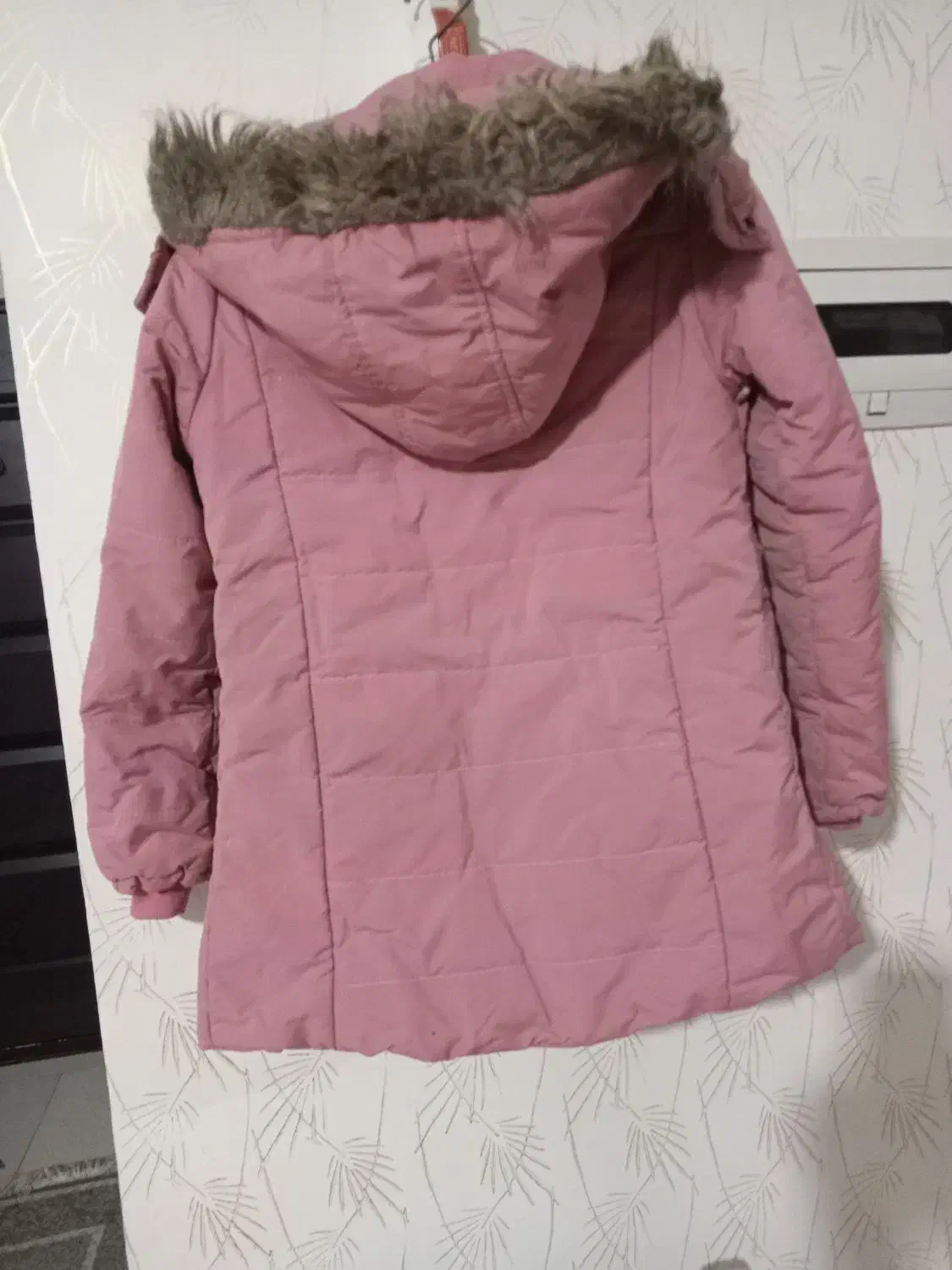 کاپشن دخترانه|لباس|مهاجران, |دیوار