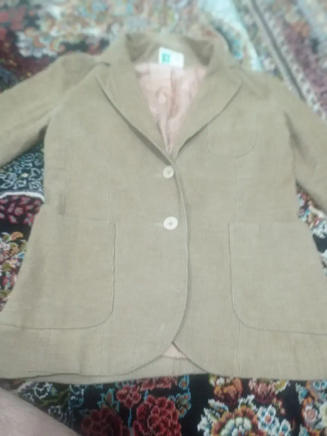 لباس بچگانه|کفش و لباس بچه|نیشابور, گنبد سبز|دیوار