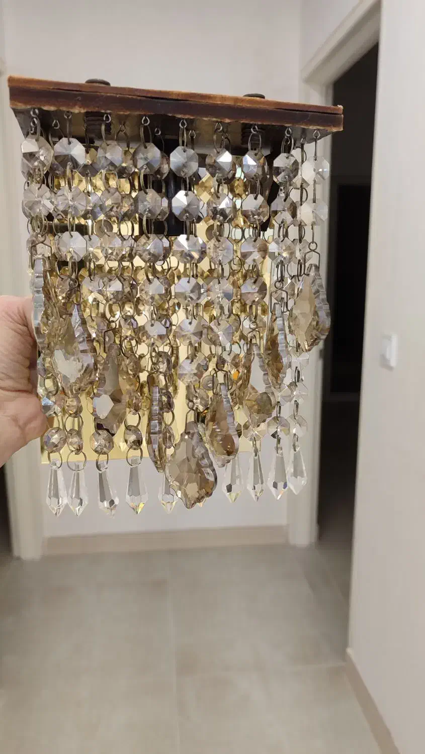 لوستر سه عدد|لوستر و چراغ آویز|رشت, دروازه لاکان|دیوار