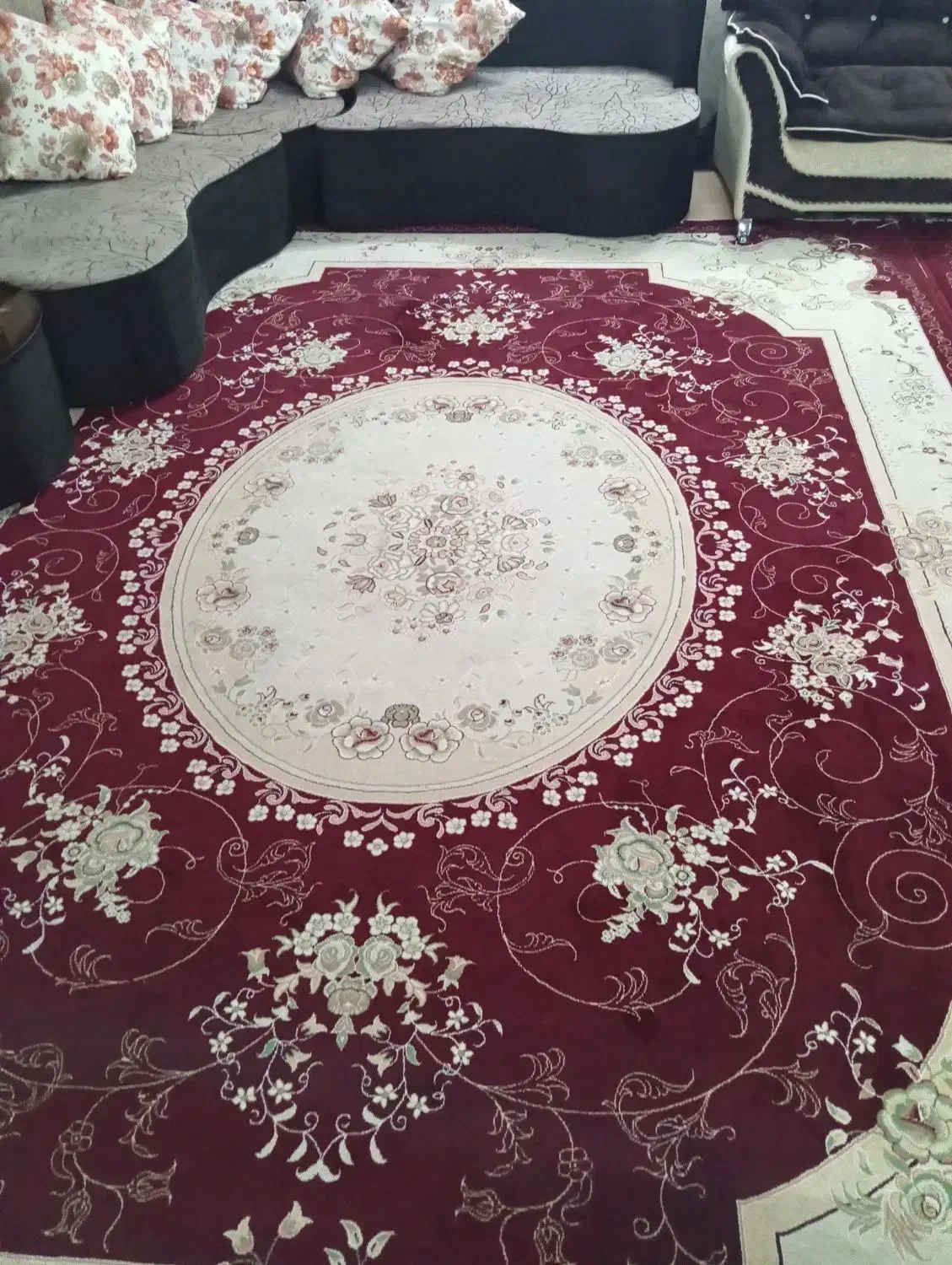 دوتخته فرش ۱۲متری سالم و تمیز به فروش مرسد|فرش|محمدشهر, سیدآباد|دیوار