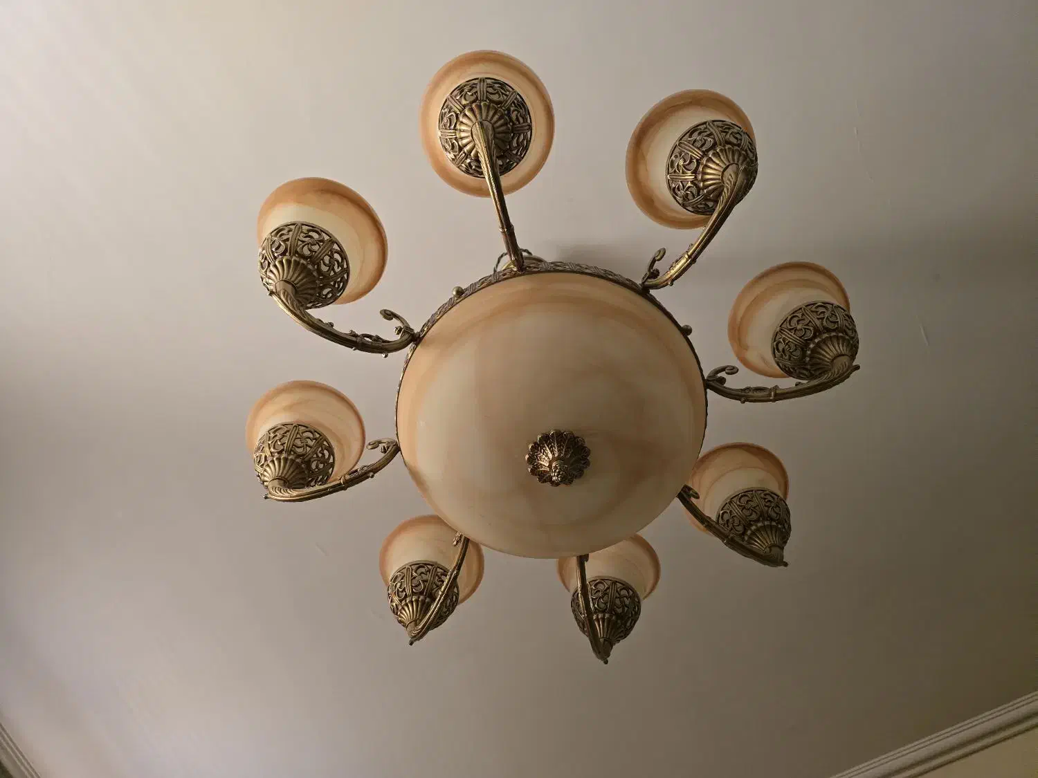 لوستر۸شاخه برنجی ۲شاخه دیواری|لوستر و چراغ آویز|اصفهان, چرخاب|دیوار