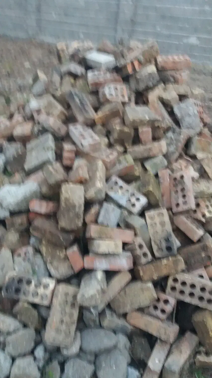 فروش اجرفشاری وبهمنی کارکرده حدودا8تن|مصالح و تجهیزات ساختمان|رشت, گیل|دیوار