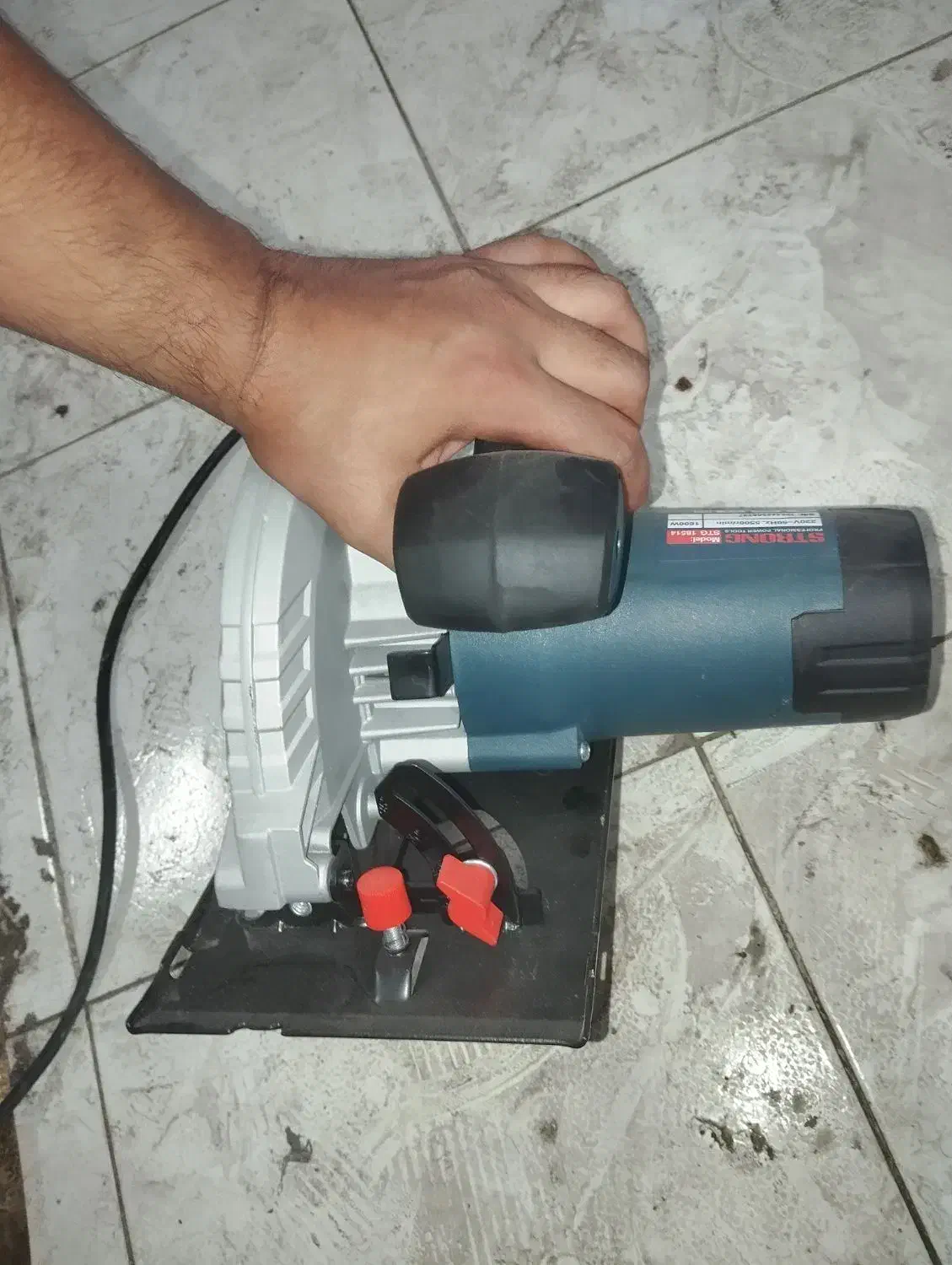 اره برقی نو نو|ابزارآلات|کهریزک, |دیوار