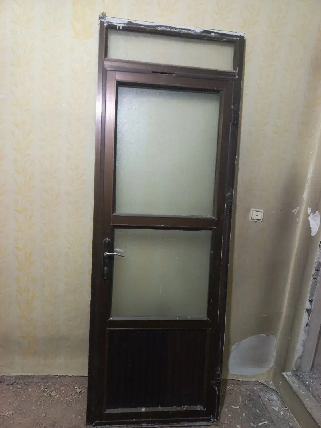 درب و پنجره|مصالح و تجهیزات ساختمان|مشهد, زمرد|دیوار