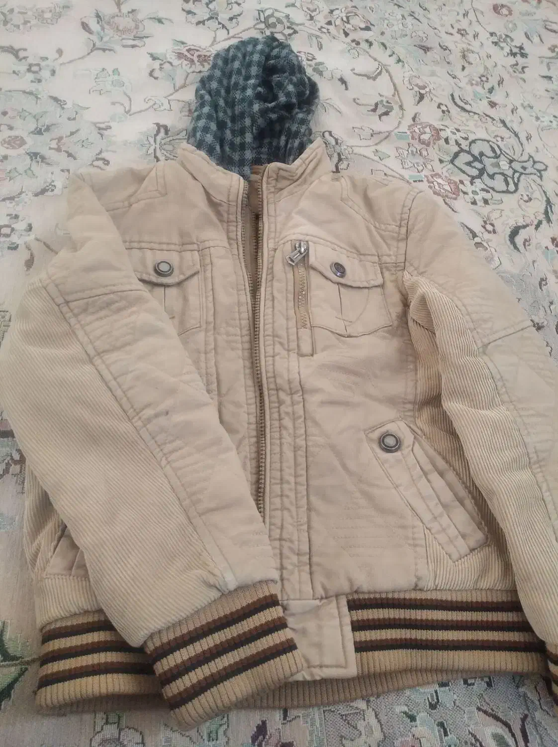 کاپشن پسرانه|لباس|شیروان (خراسان), |دیوار