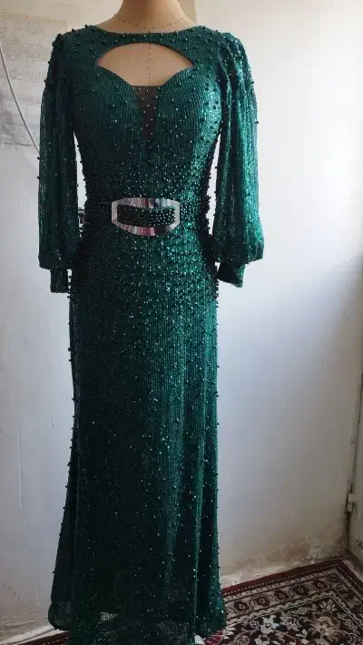 لباس مجلسی در حد نو|لباس|کبودرآهنگ, |دیوار