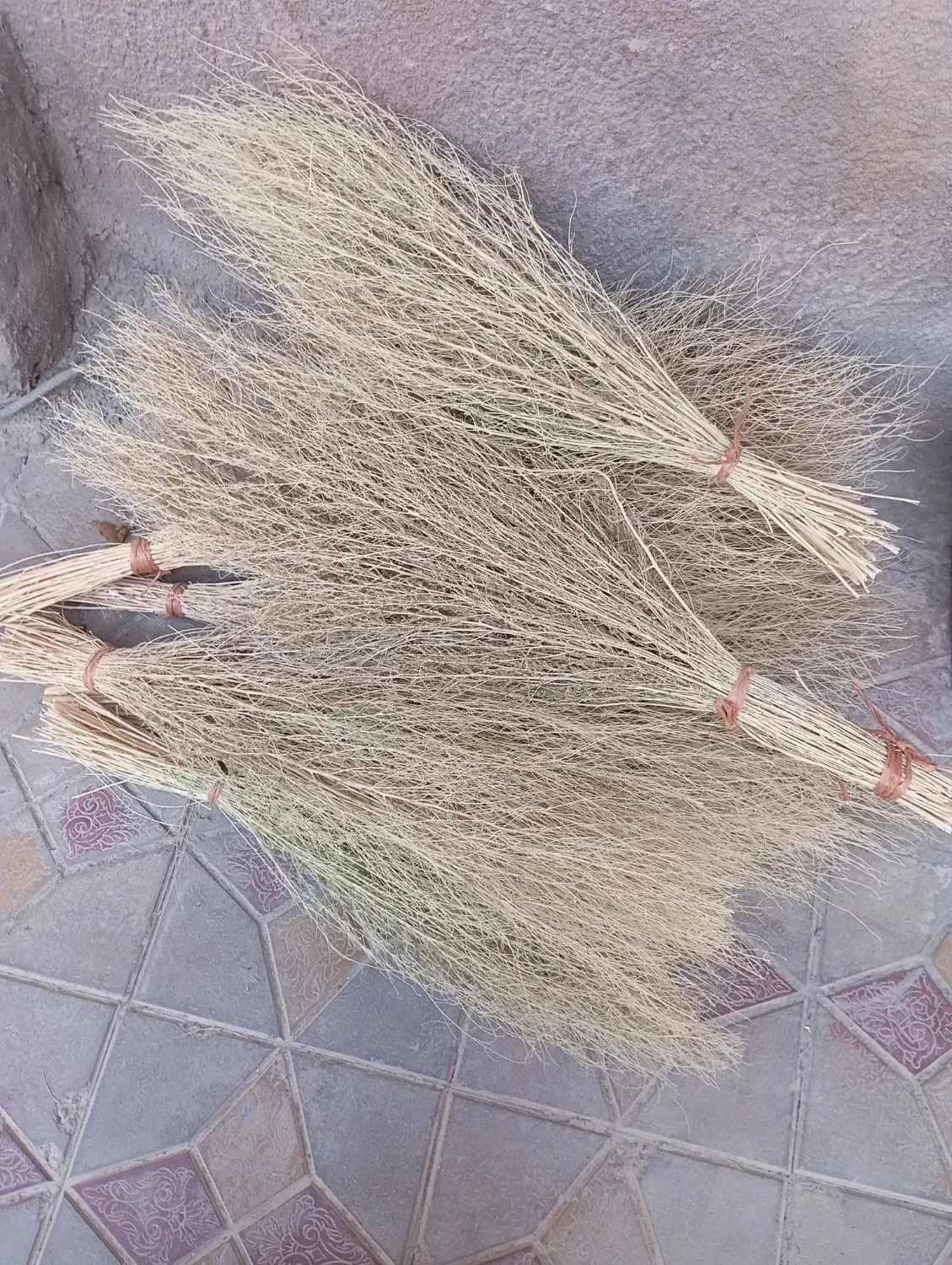 گسک|لوازم نظافت|مریوان, |دیوار