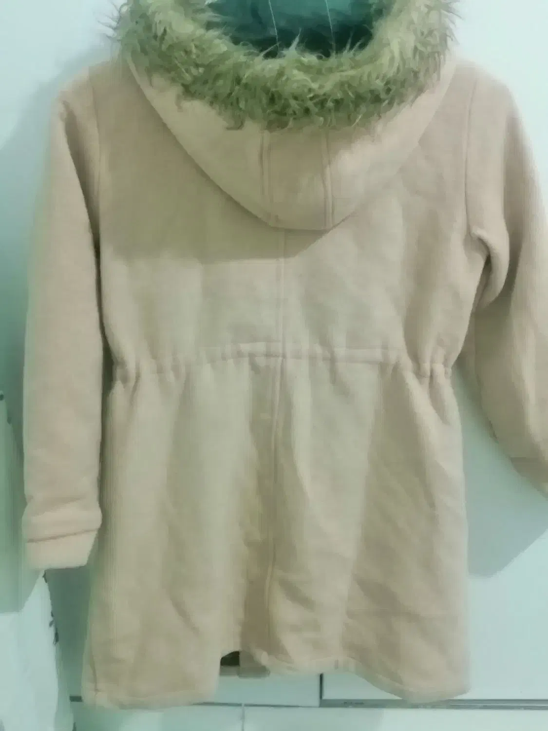 لباس در حد نو|لباس|یاسوج, |دیوار