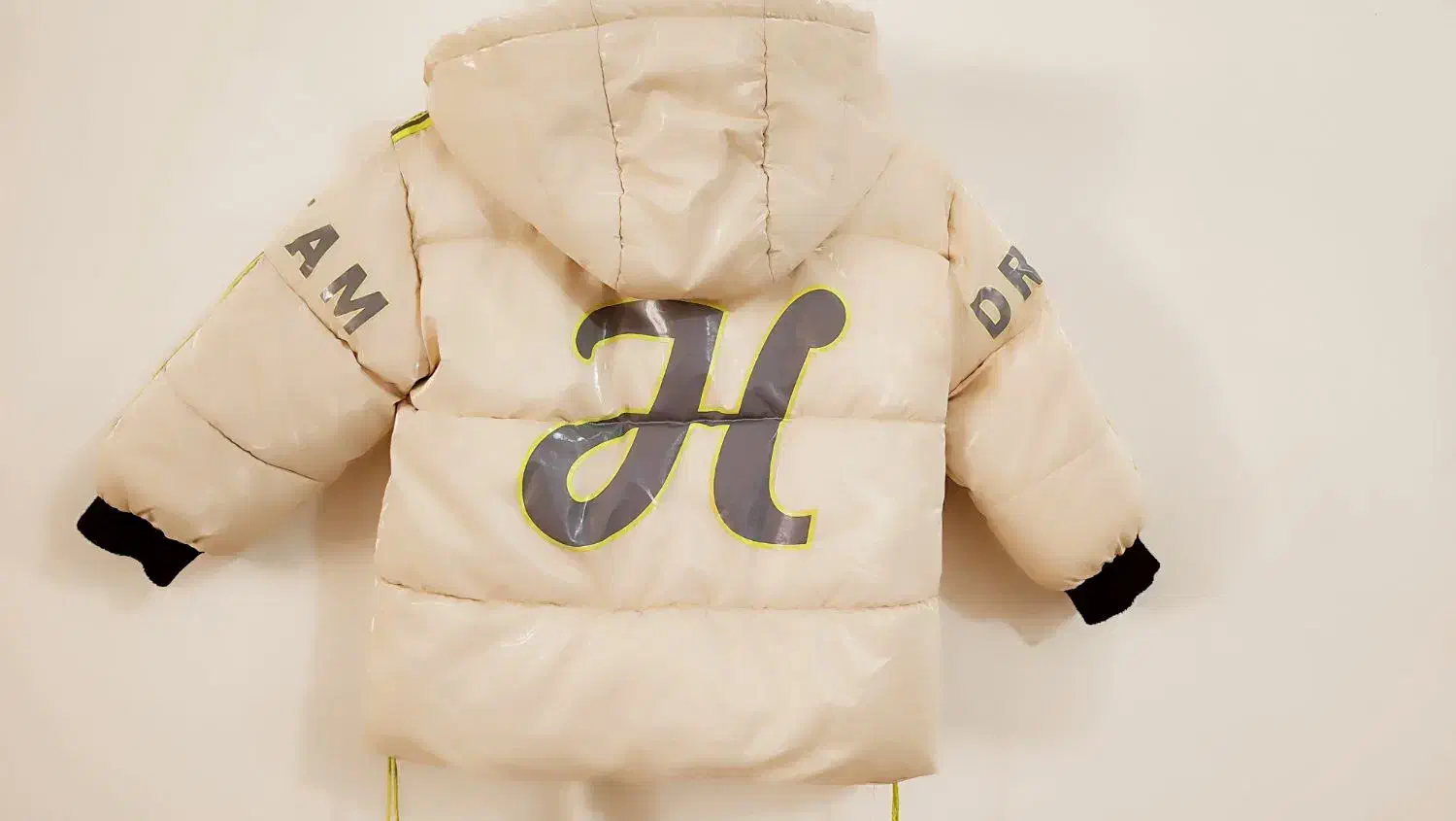 تعدادزیادی کاپشن ولباس بچگانه|کفش و لباس بچه|محمدیه-قزوین, |دیوار