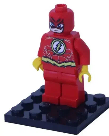 ۹عدد لگو شخصیتی و سلاح|اسباب‌بازی بچه|شیروان (خراسان), |دیوار