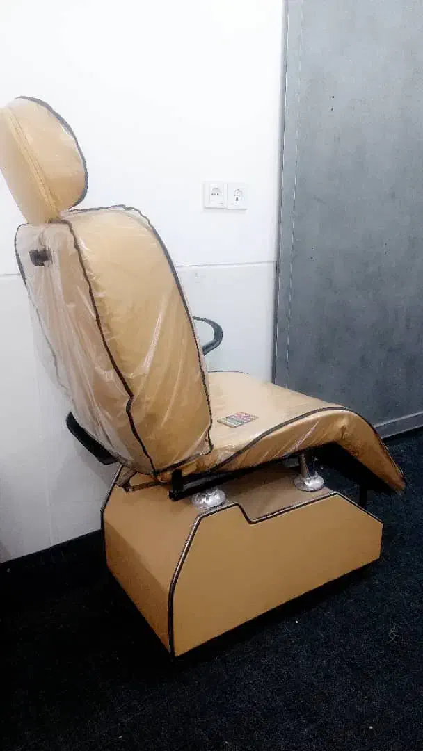 صندلی آرایشگاه|آرایشگاه و سالن‌های زیبایی|بافق, |دیوار