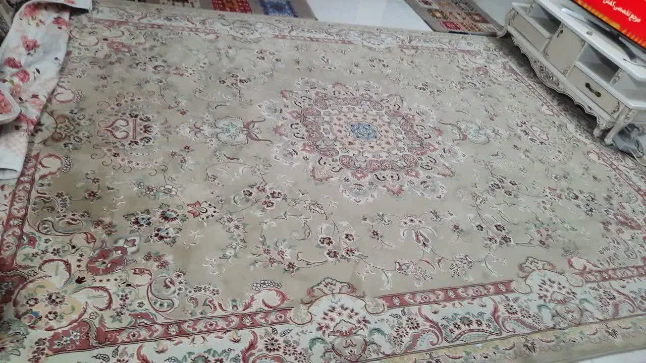 قالی ۱۲ متری|فرش|مشهد, حضرت حجت|دیوار