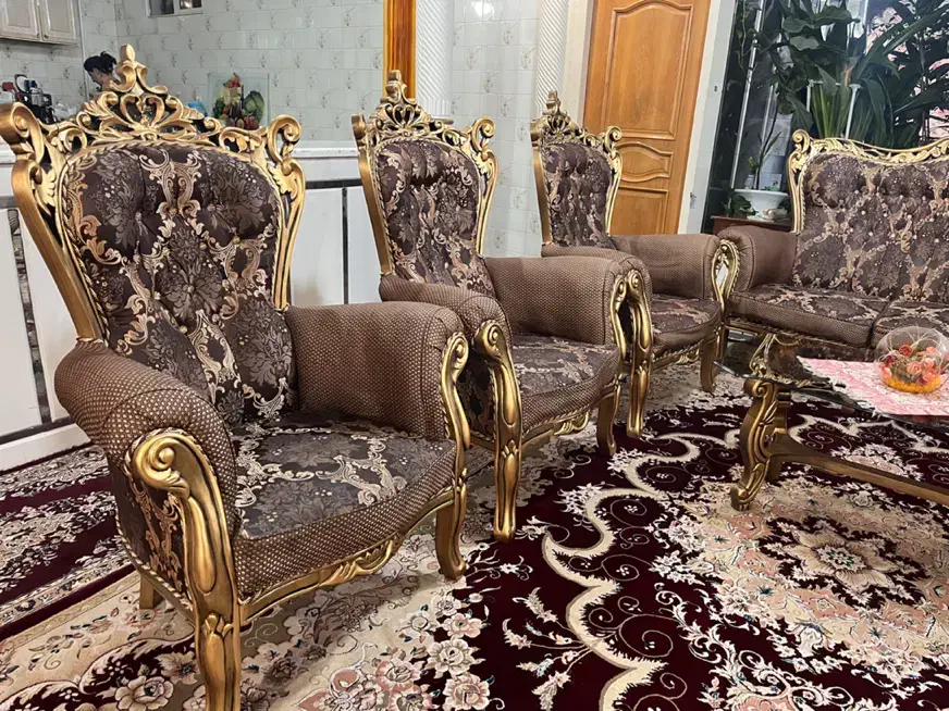 مبل سلطنتی 9نفره|مبلمان خانگی و میز عسلی|لنجان, |دیوار