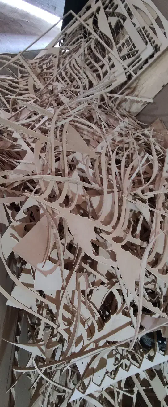 ضایعات و خاک اره چوب|عمده‌فروشی|چهارباغ, |دیوار