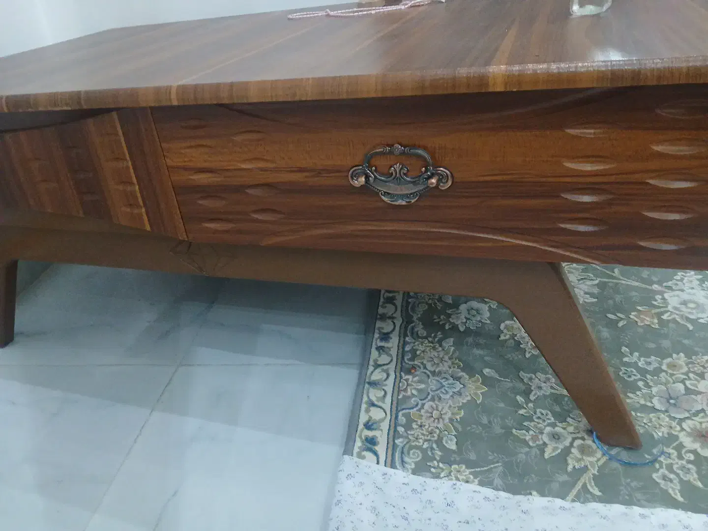 میز عسلی بزرگ|مبلمان خانگی و میز عسلی|رشت, معلولین|دیوار